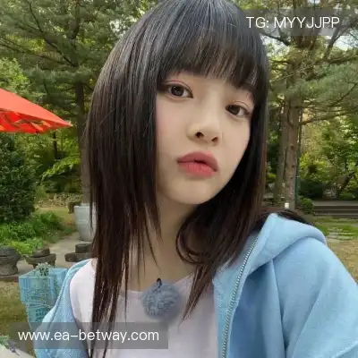 束婉义
